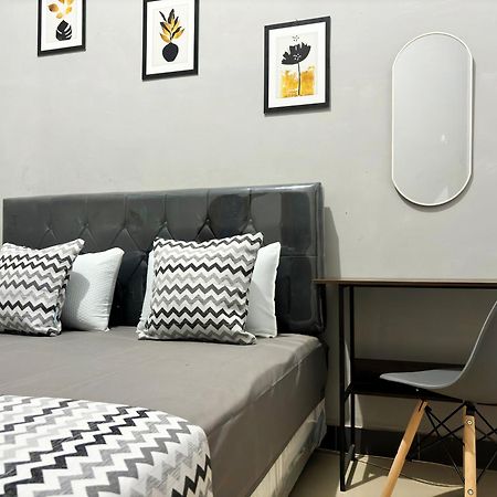 Jogja Day Inn Джок'якарта Екстер'єр фото