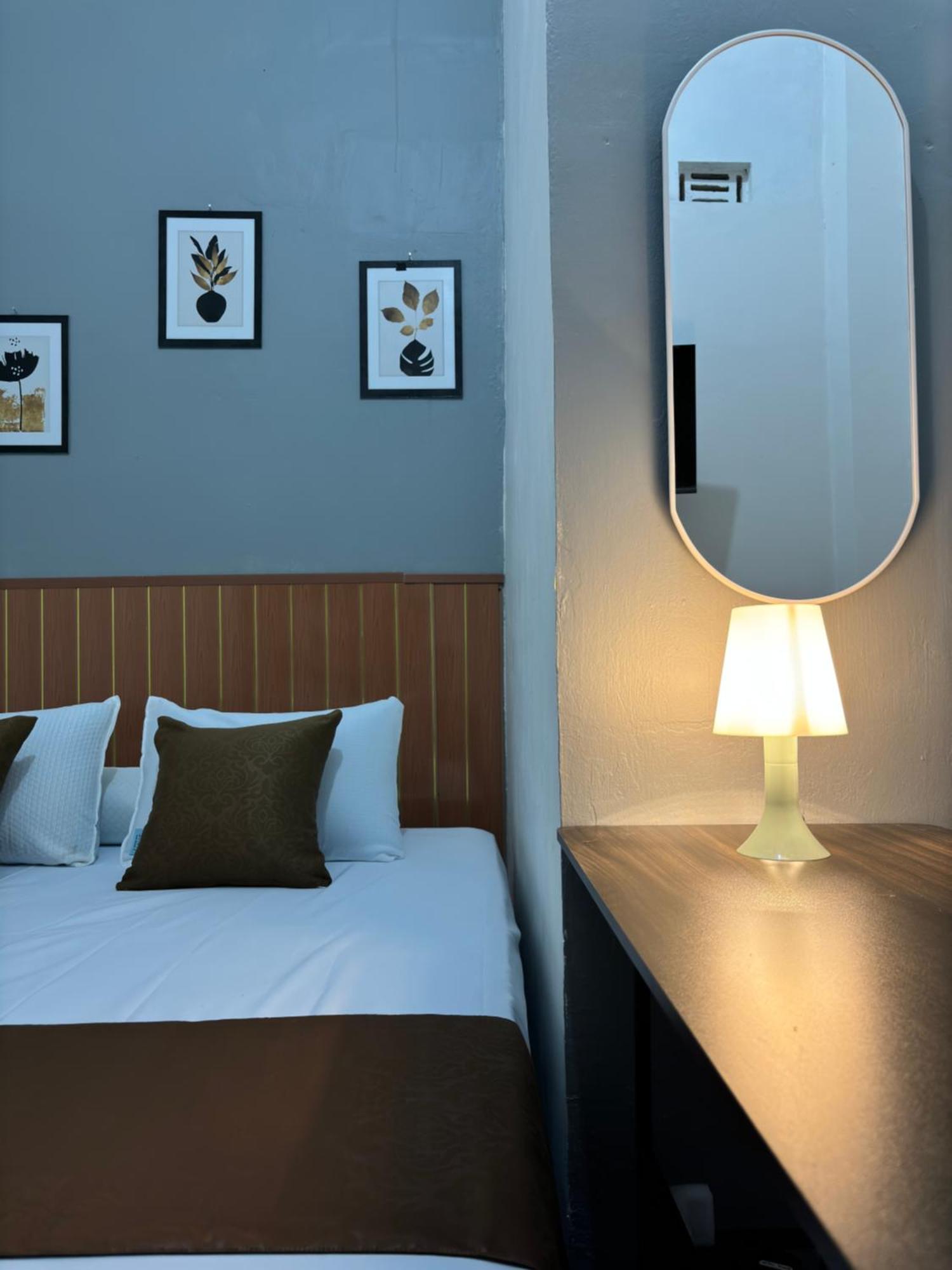 Jogja Day Inn Джок'якарта Екстер'єр фото