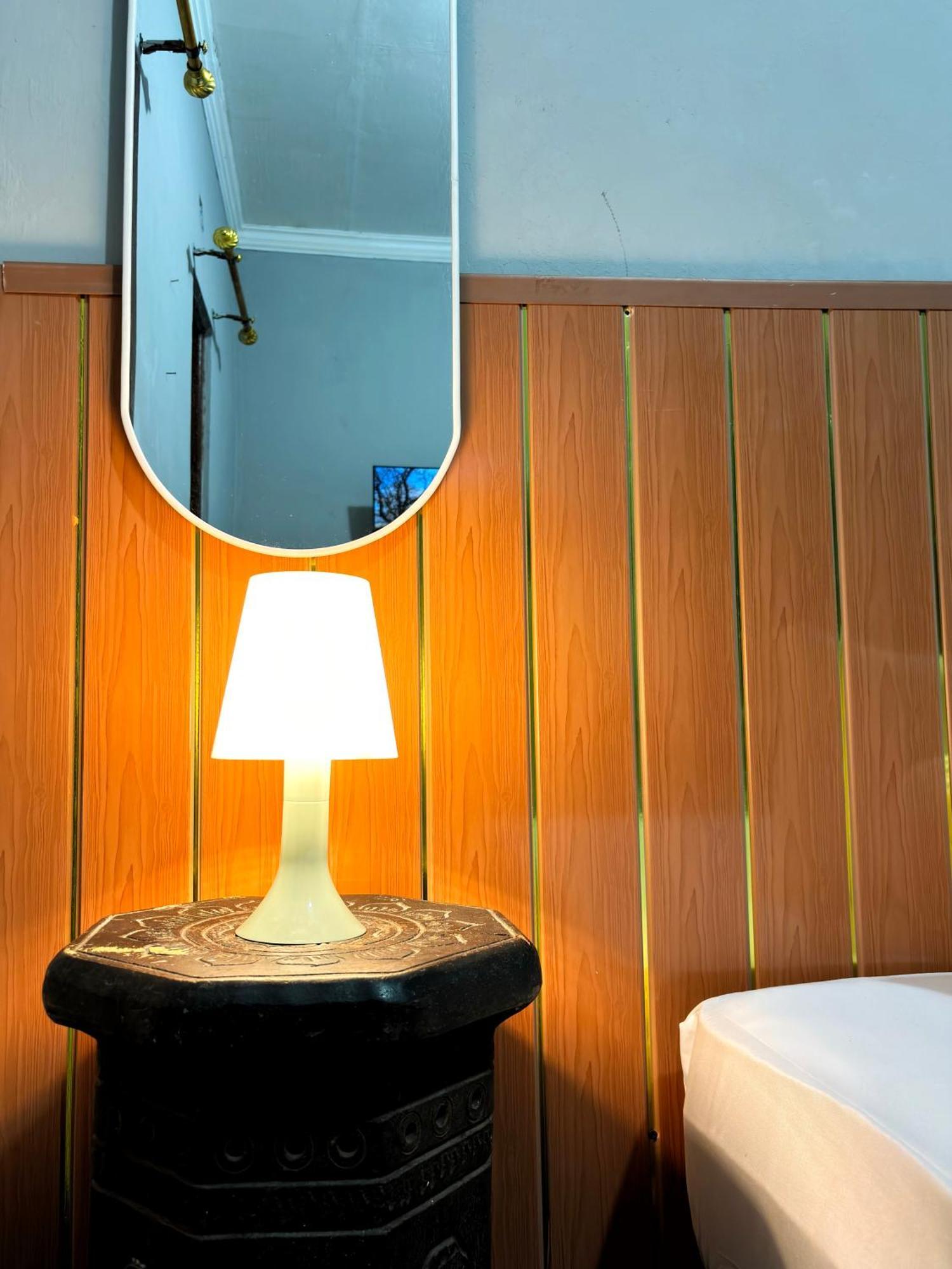 Jogja Day Inn Джок'якарта Екстер'єр фото