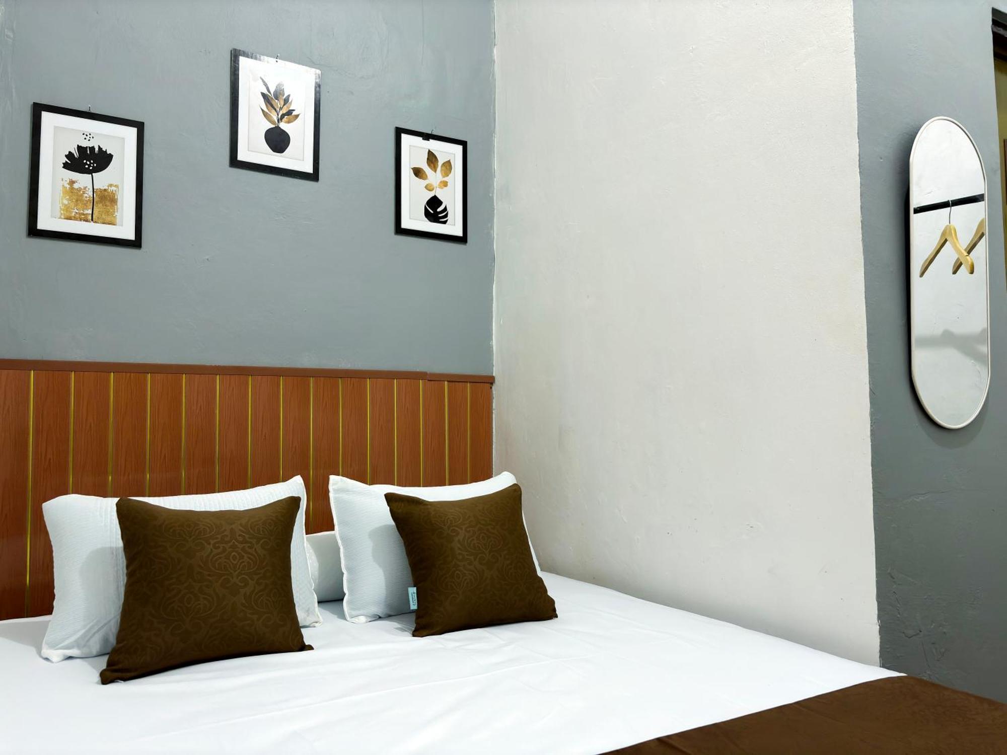 Jogja Day Inn Джок'якарта Екстер'єр фото