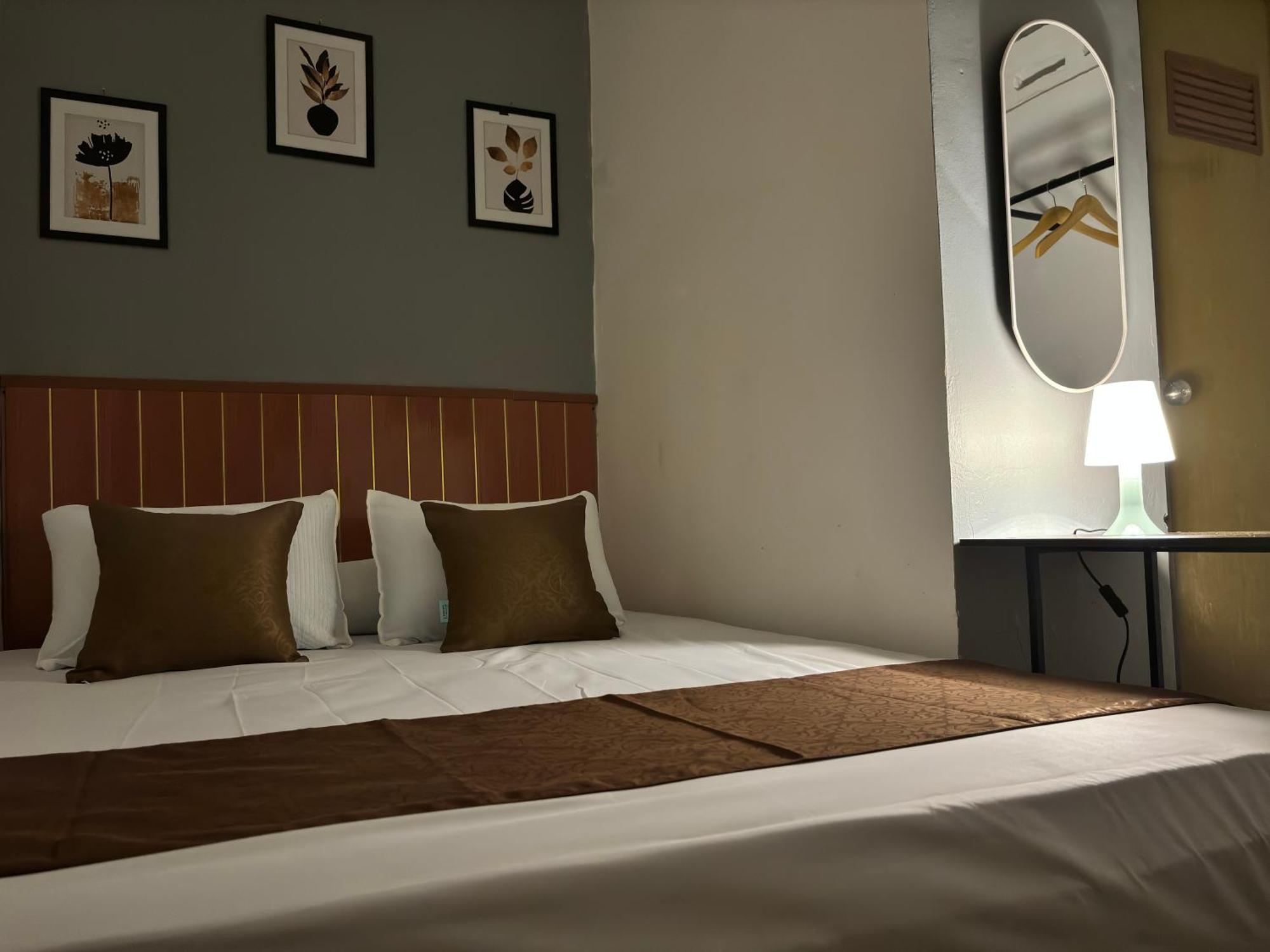 Jogja Day Inn Джок'якарта Екстер'єр фото
